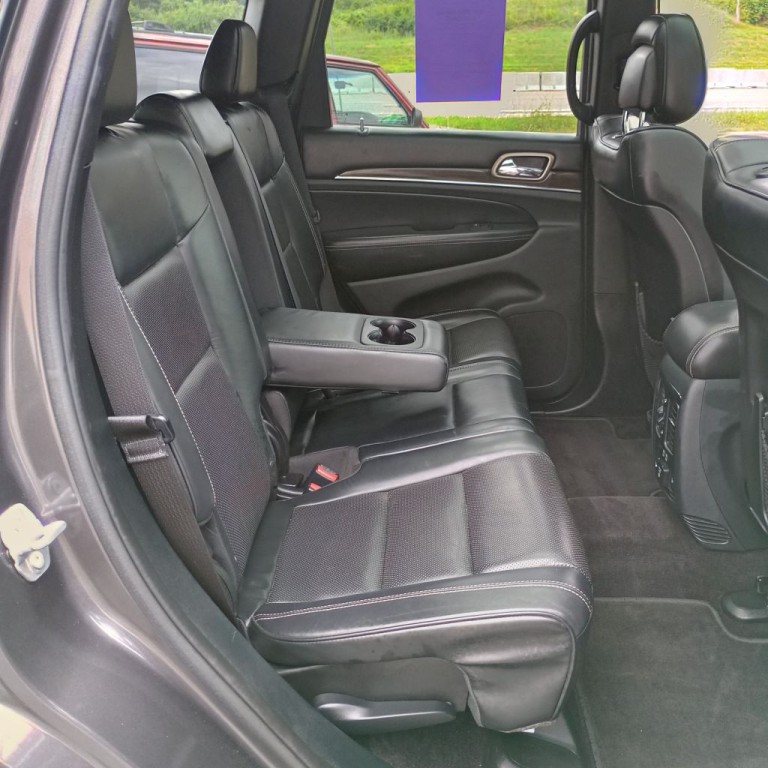 2017 Jeep Grand Cherokee Image 21