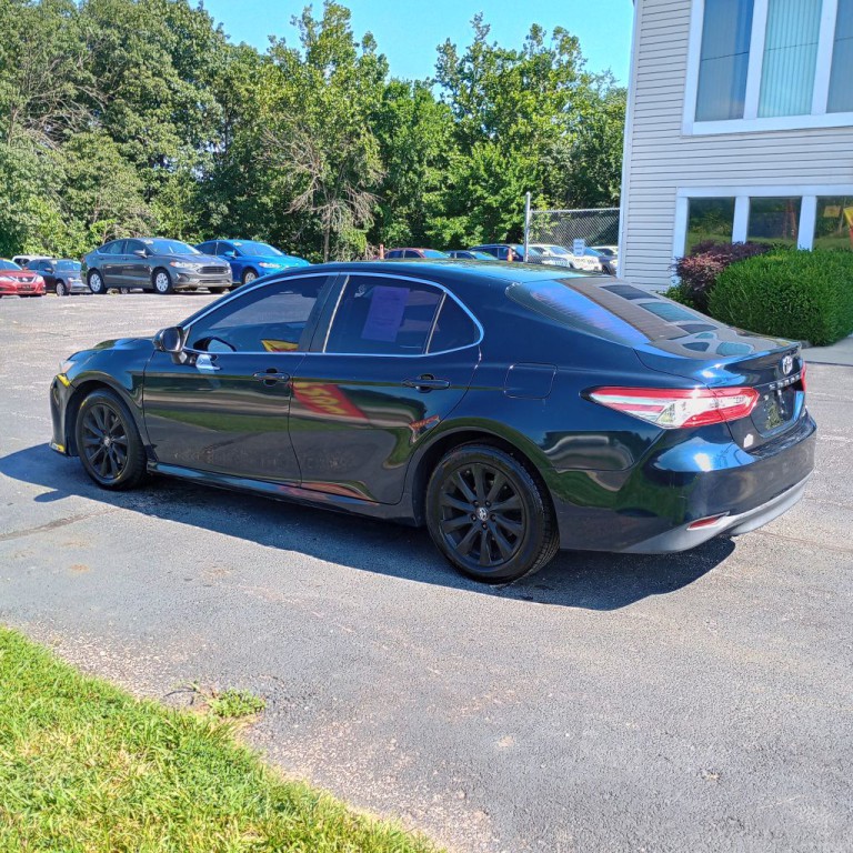 2018 Toyota Camry Image 3