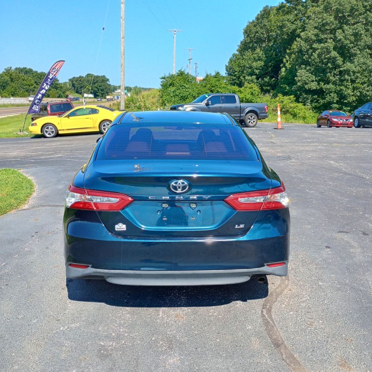 2018 Toyota Camry Image 4