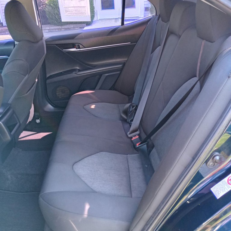 2018 Toyota Camry Image 15