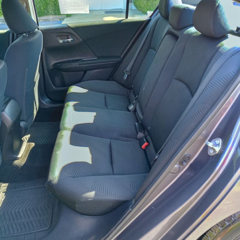 2015 Honda Accord Image 16