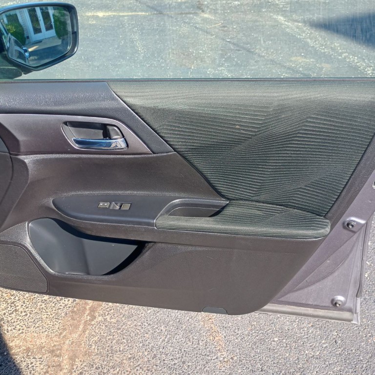 2015 Honda Accord Image 21