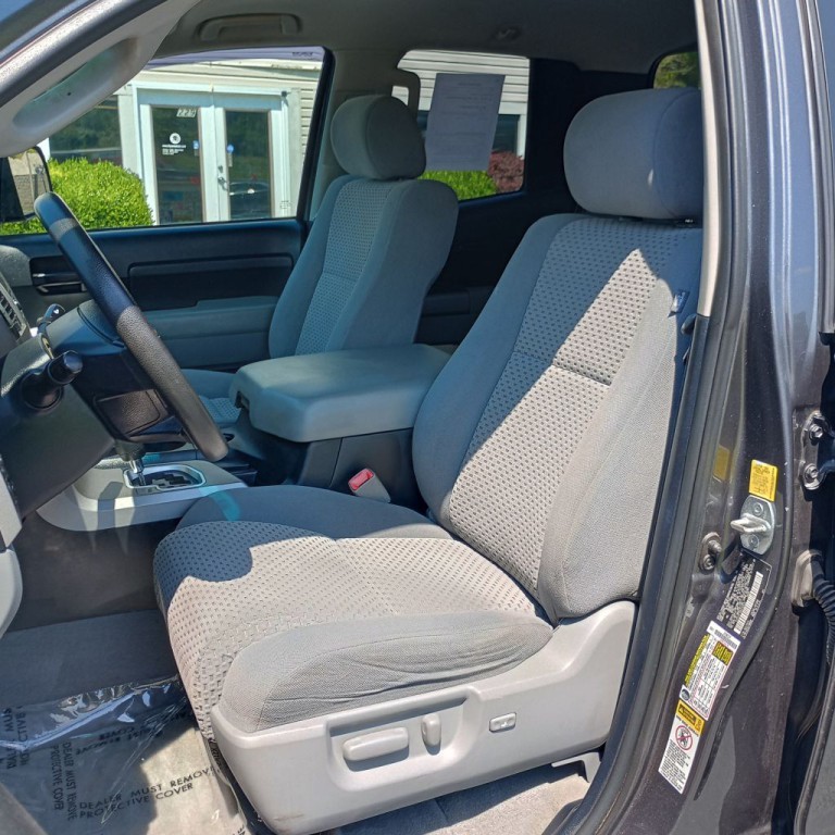 2011 Toyota Tundra Image 14