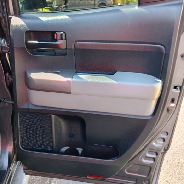 2011 Toyota Tundra Image 17
