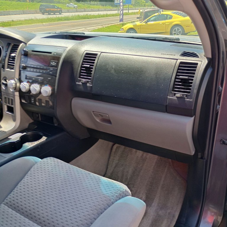 2011 Toyota Tundra Image 19