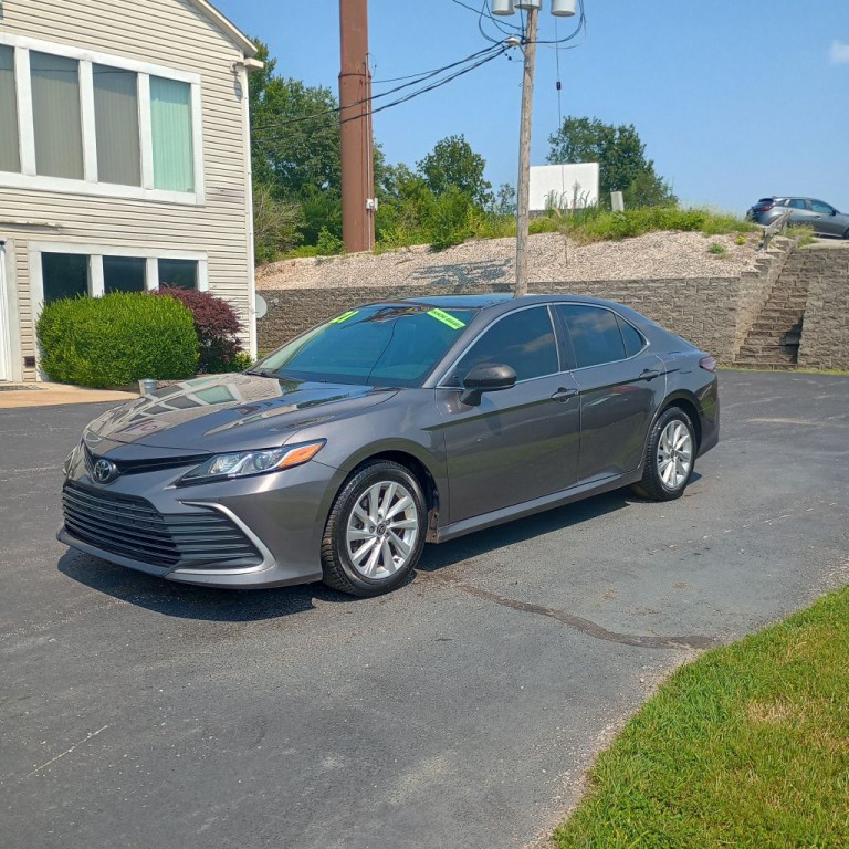 2021 Toyota Camry Image 1