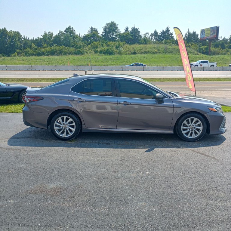 2021 Toyota Camry Image 6