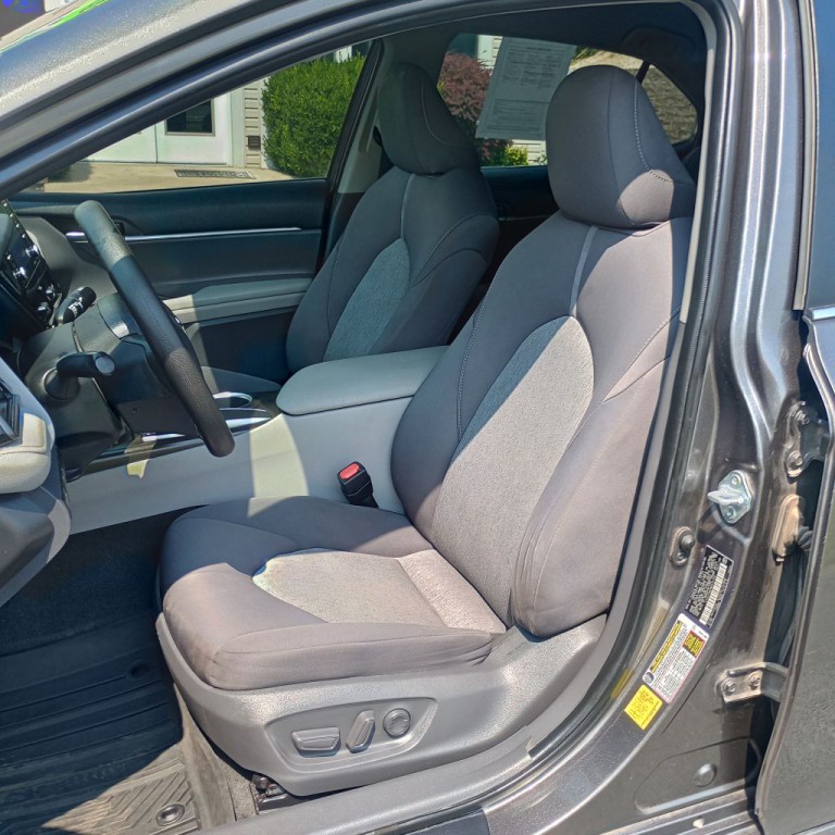 2021 Toyota Camry Image 14