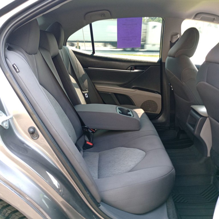2021 Toyota Camry Image 19