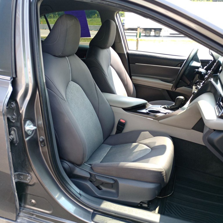 2021 Toyota Camry Image 22