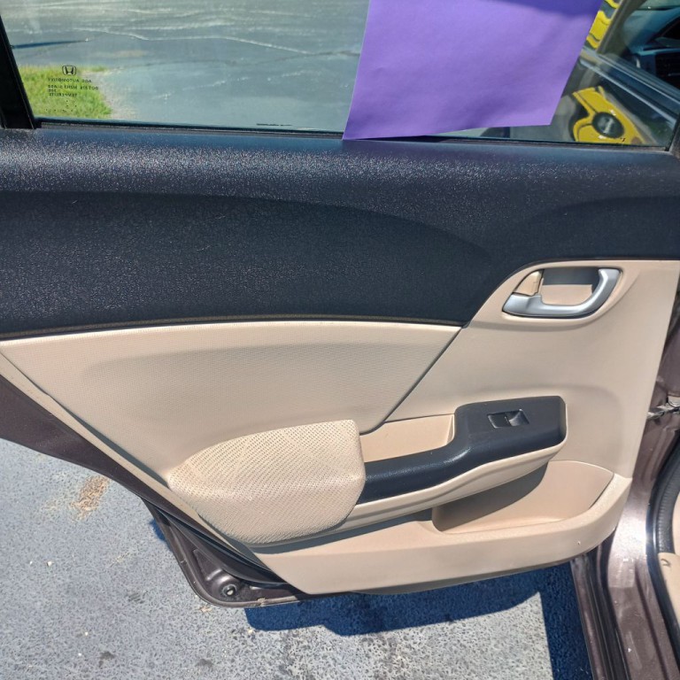 2012 Honda Civic Image 15