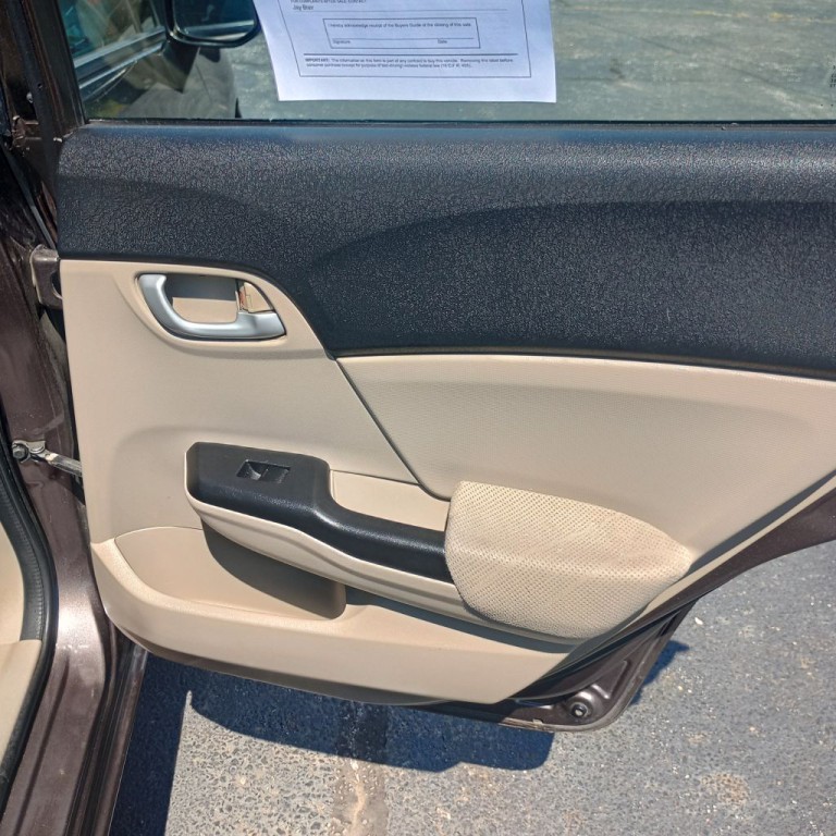 2012 Honda Civic Image 18