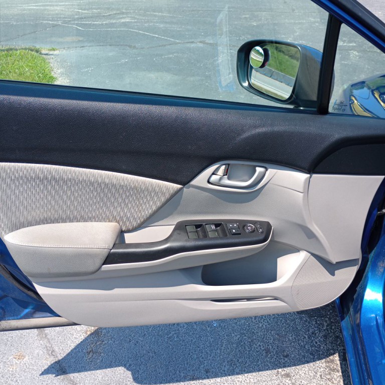 2015 Honda Civic Image 11