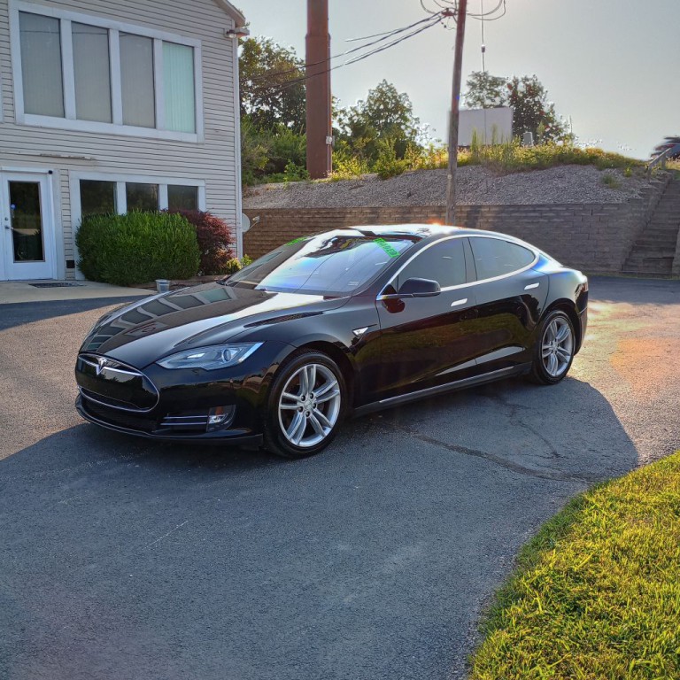 2013 Tesla Model S Image 1