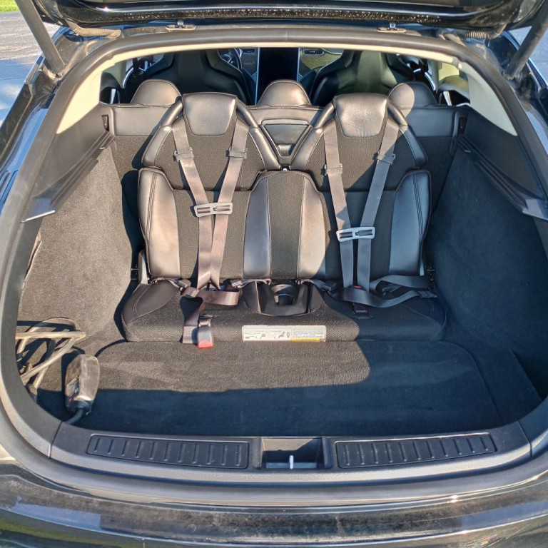 2013 Tesla Model S Image 19