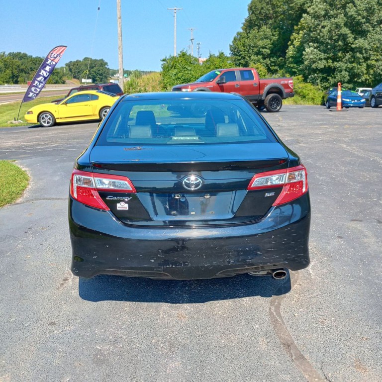 2012 Toyota Camry Image 4