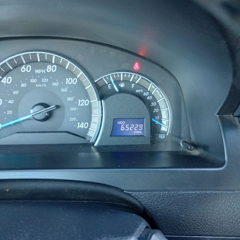 2012 Toyota Camry Image 10