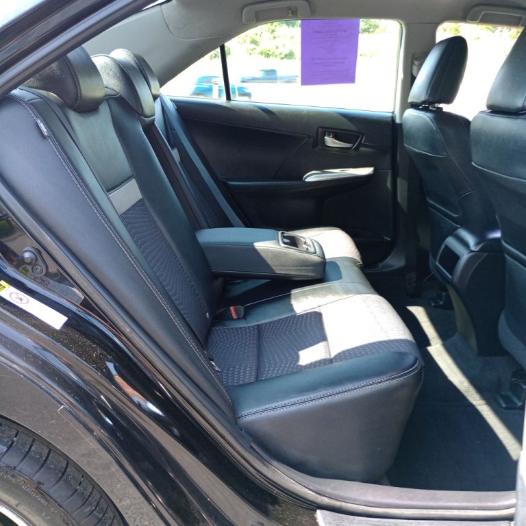 2012 Toyota Camry Image 19