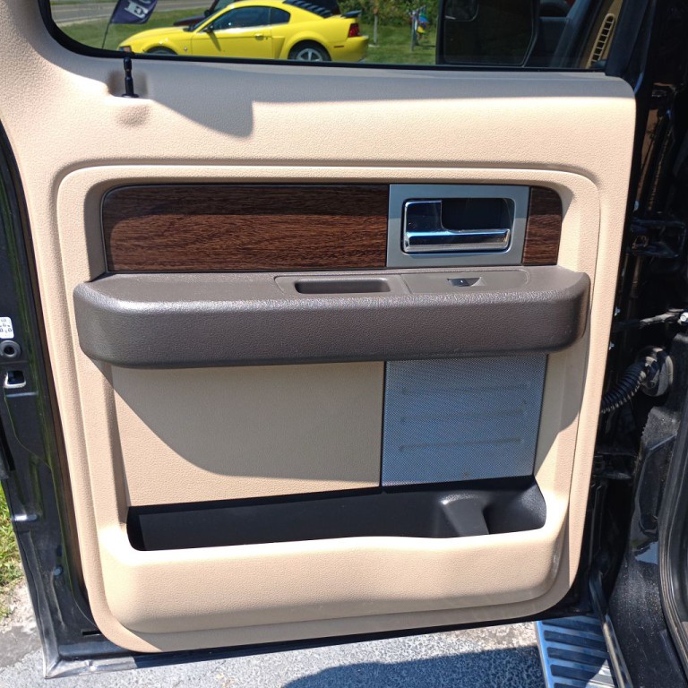 2014 Ford F-150 Image 17