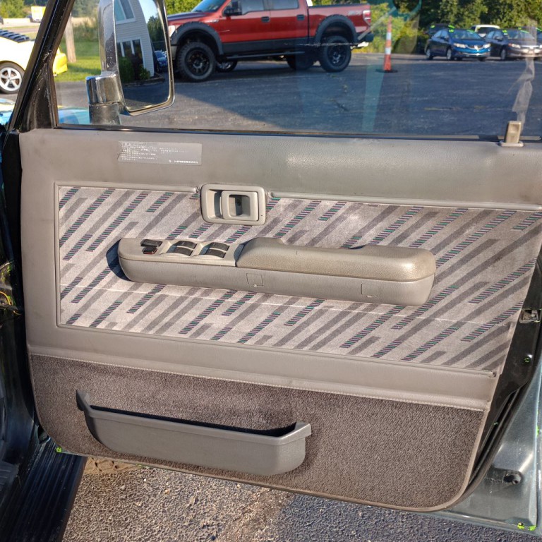 1993 Toyota Land Cruiser Image 11