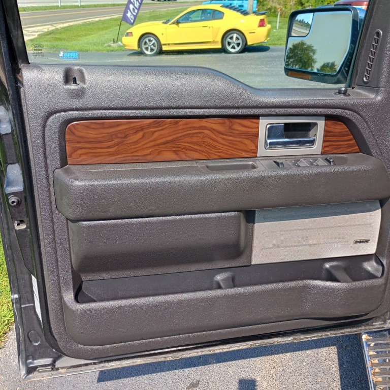 2012 Ford F-150 Image 11