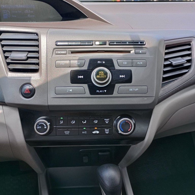 2012 Honda Civic Image 13