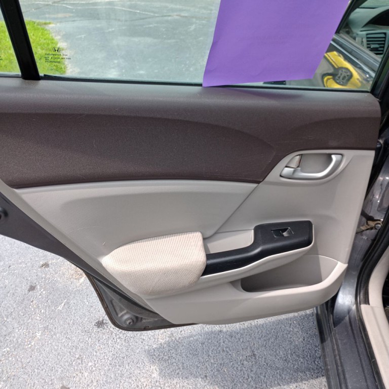 2012 Honda Civic Image 15