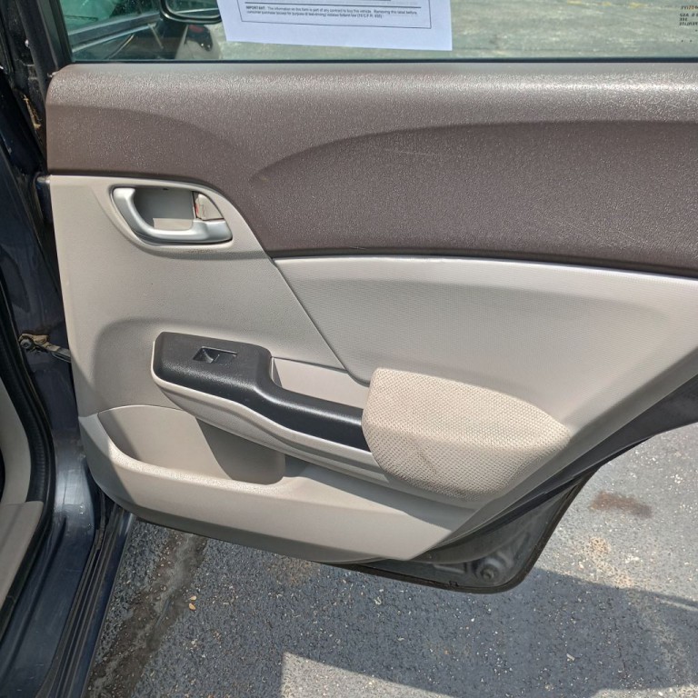 2012 Honda Civic Image 18