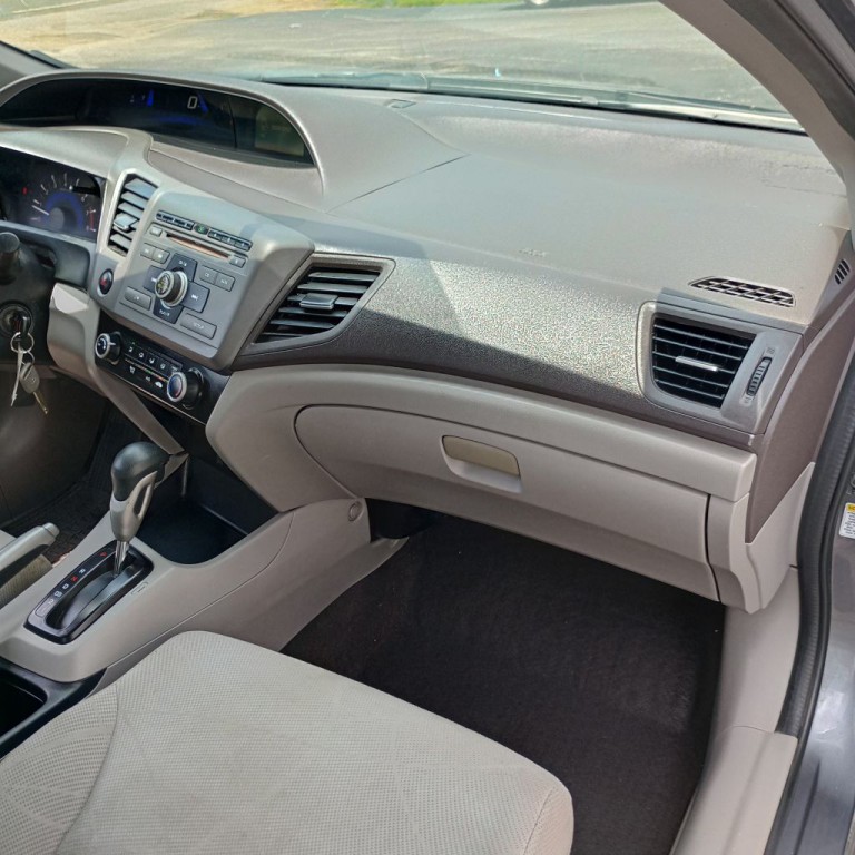 2012 Honda Civic Image 20