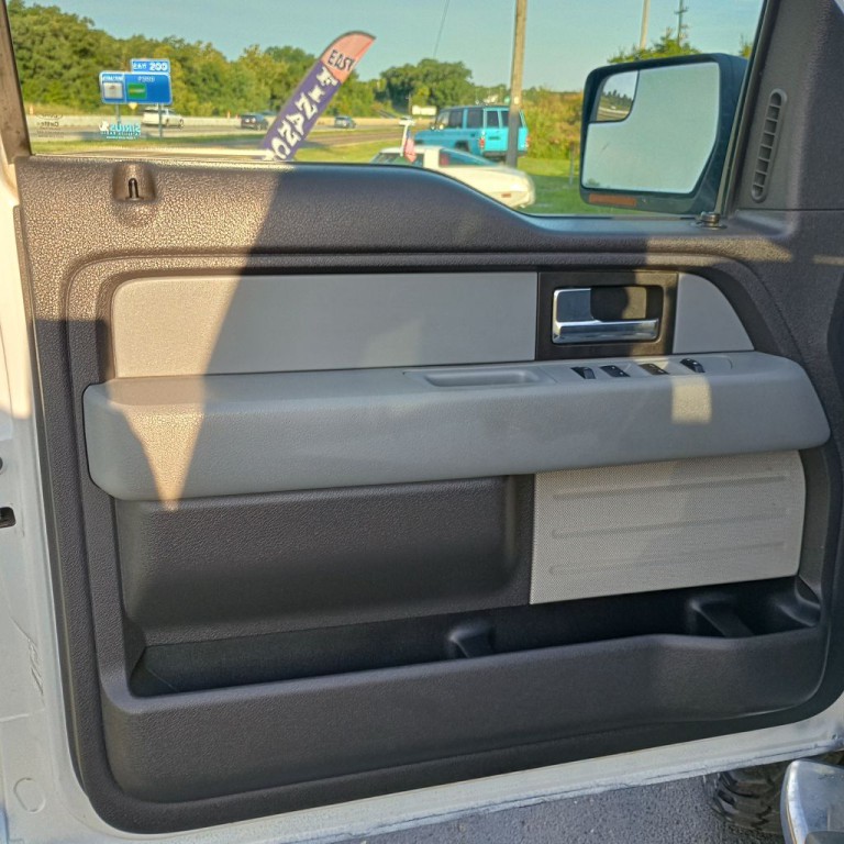 2013 Ford F-150 Image 11
