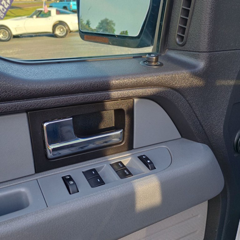 2013 Ford F-150 Image 12