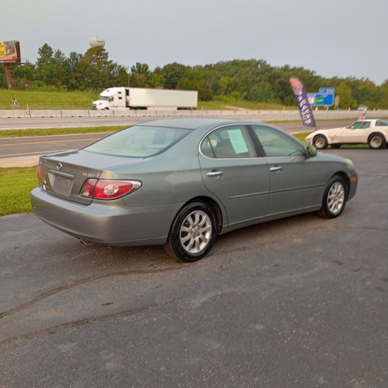 2004 Lexus ES Image 5