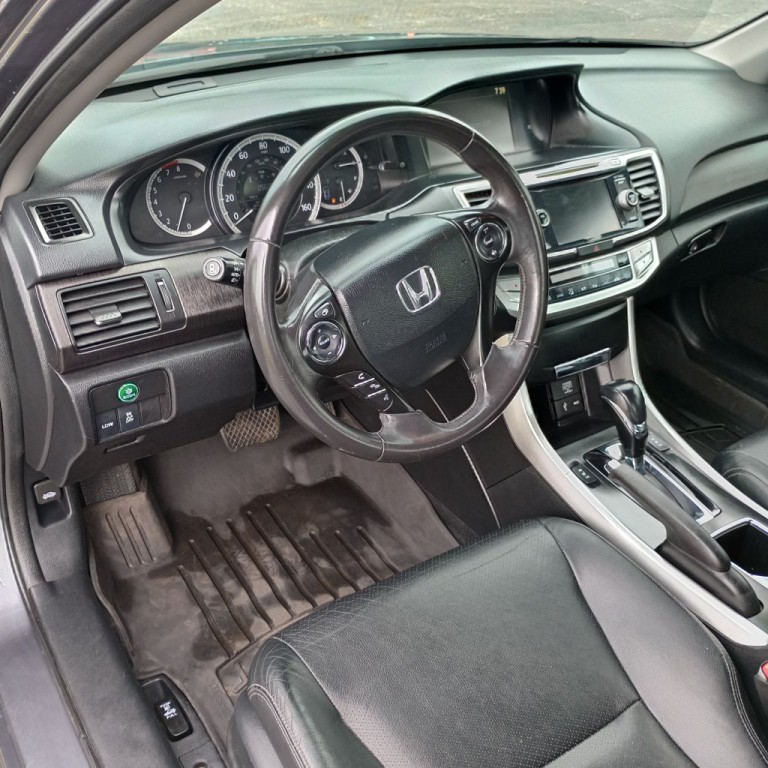 2013 Honda Accord Image 9