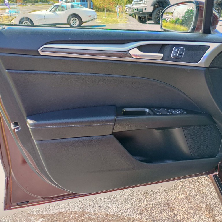 2017 Ford Fusion Image 11