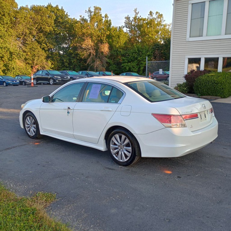 2011 Honda Accord Image 3