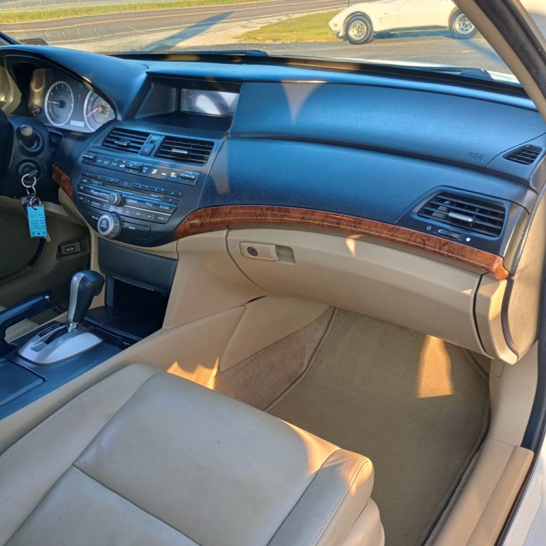 2011 Honda Accord Image 22