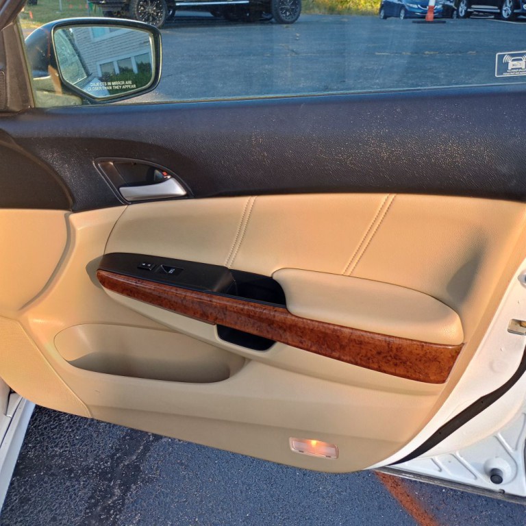 2011 Honda Accord Image 23