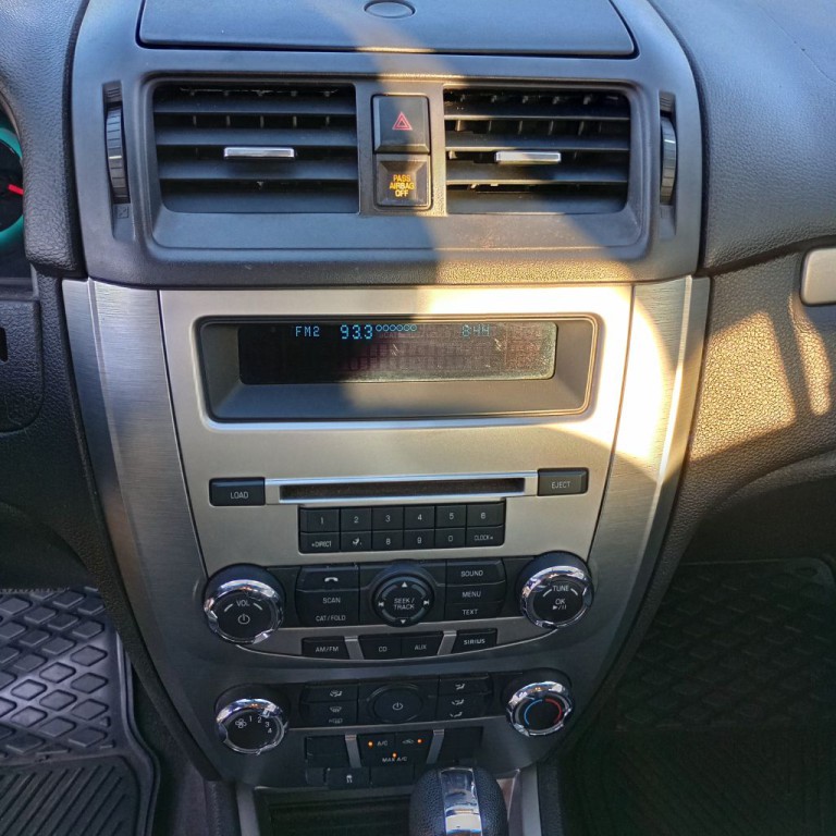 2010 Ford Fusion Image 11