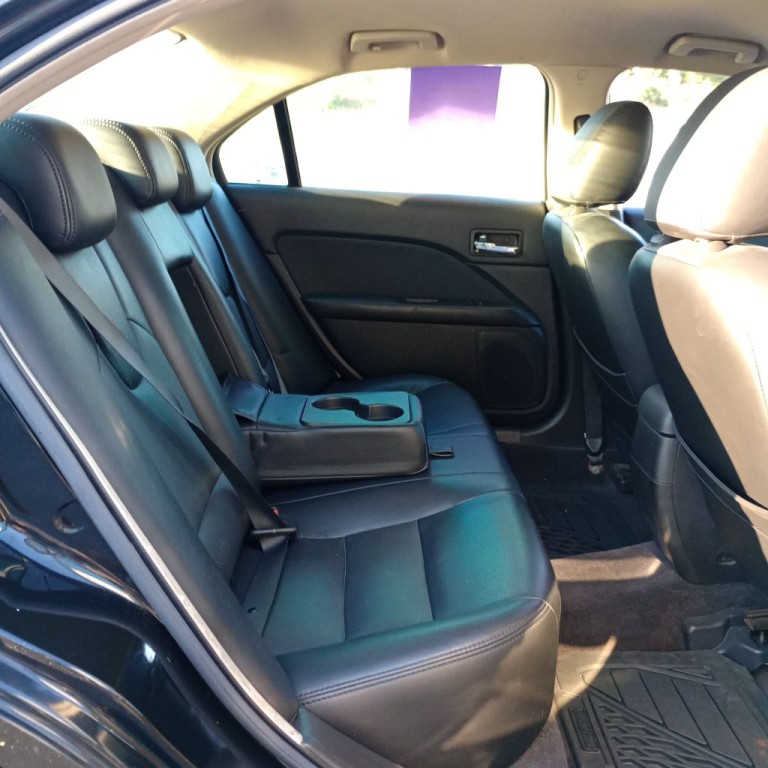 2010 Ford Fusion Image 17