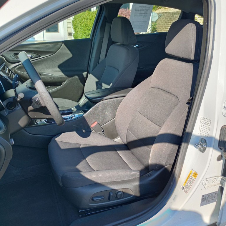2024 Chevrolet Malibu Image 14