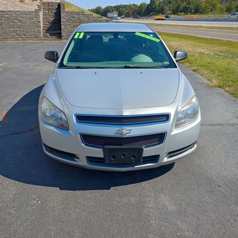 2011 Chevrolet Malibu Image 8