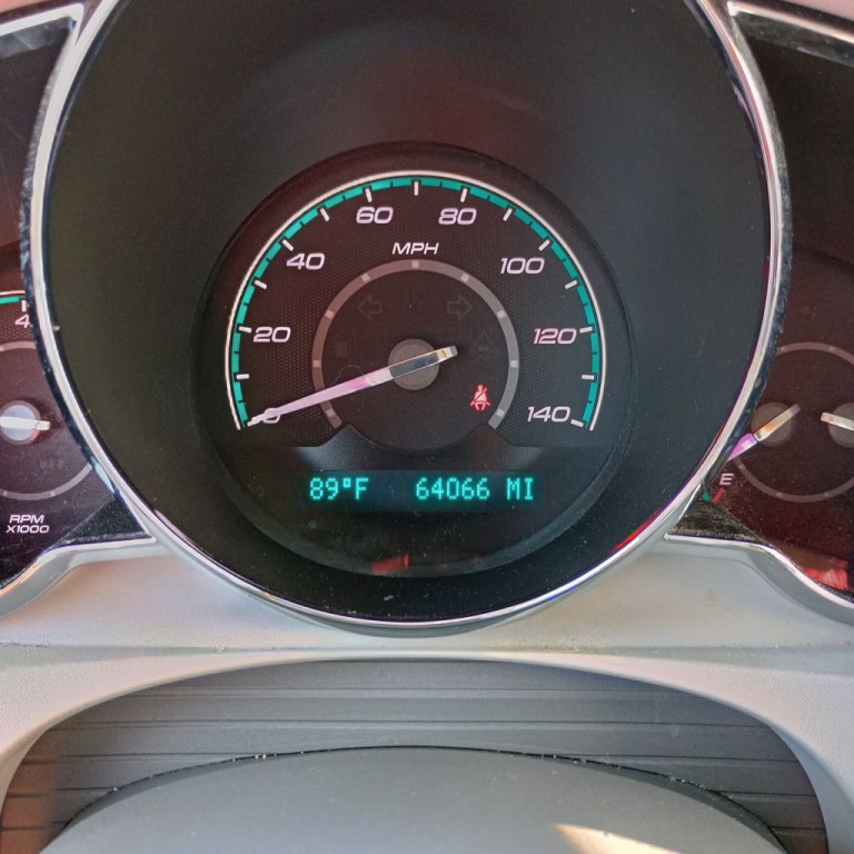 2011 Chevrolet Malibu Image 10
