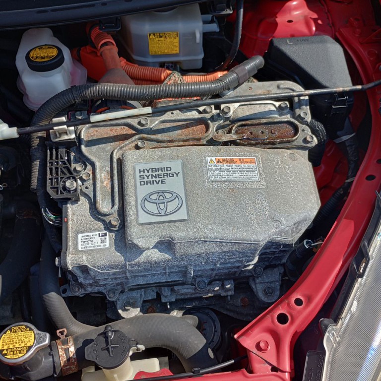 2013 Toyota Prius Image 25
