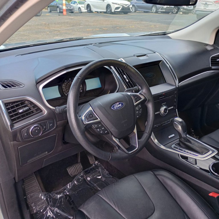 2018 Ford Edge Image 9