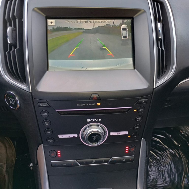 2018 Ford Edge Image 13