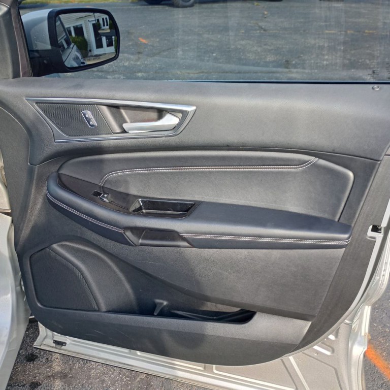 2018 Ford Edge Image 22