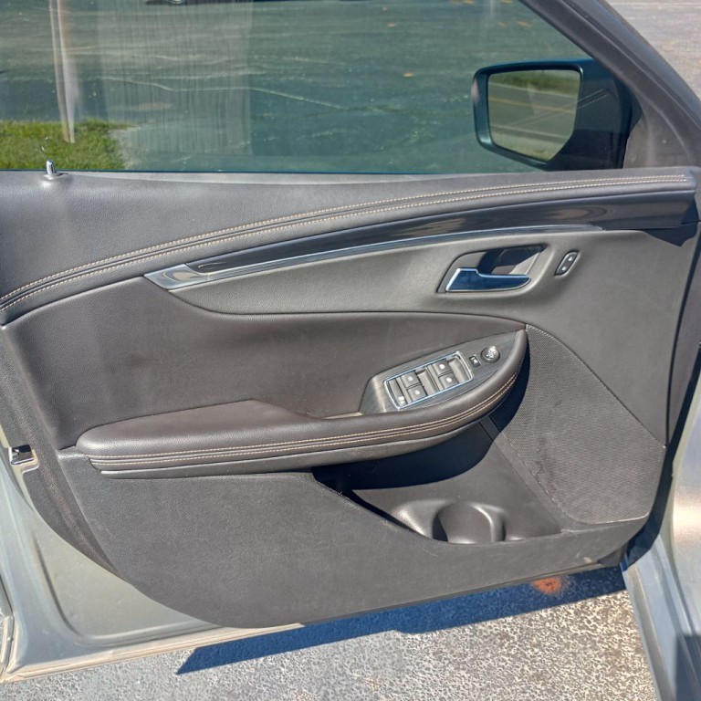 2019 Chevrolet Impala Image 11