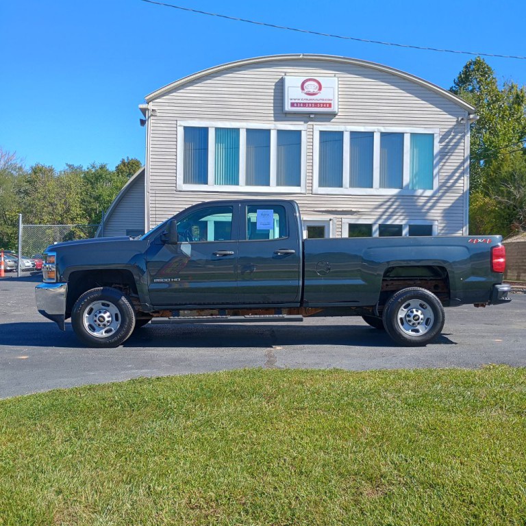 2019 Chevrolet Silverado 1500 Image 2