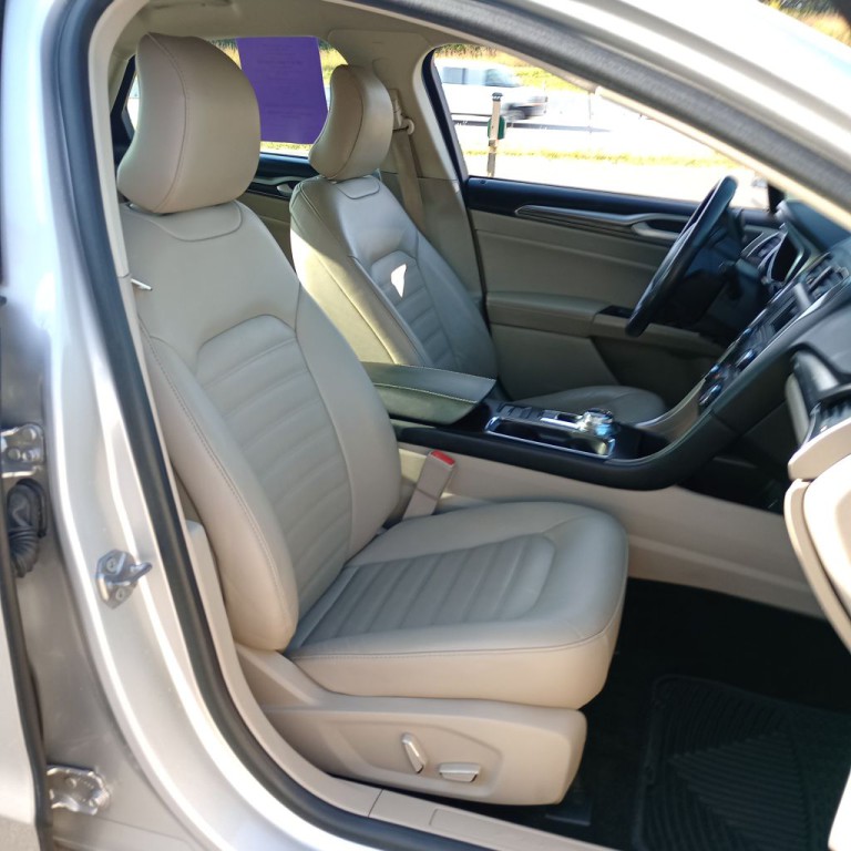 2018 Ford Fusion Image 22
