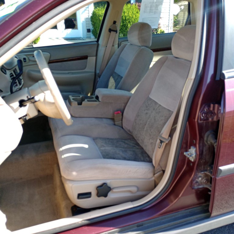 2004 Chevrolet Impala Image 14